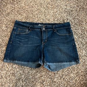Levi Denizen Denim shorts